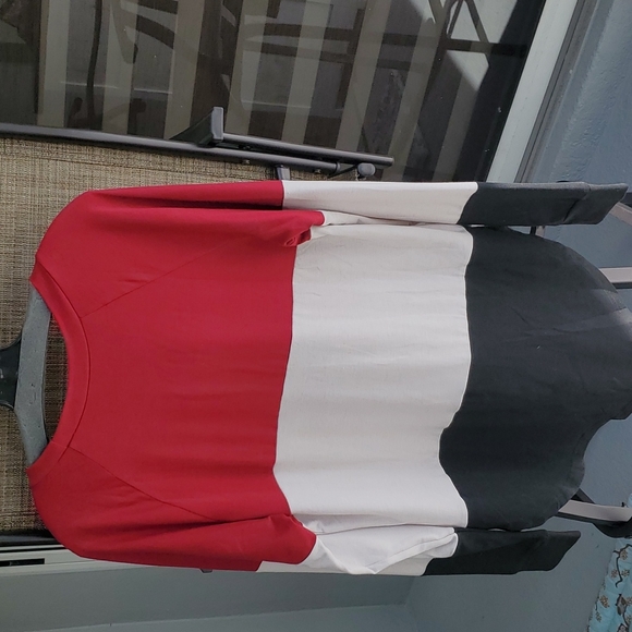 Tunic - Picture 2 of 3